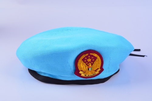 國內外貝雷帽的差異解析：從設計到文化的多維對比