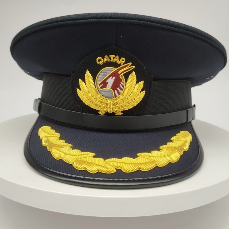 機長帽怎么戴？男女飛行員帽子的正確戴法